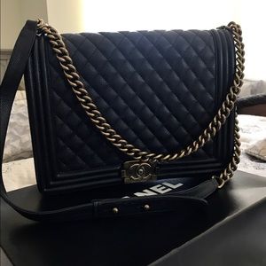 Chanel chain bag