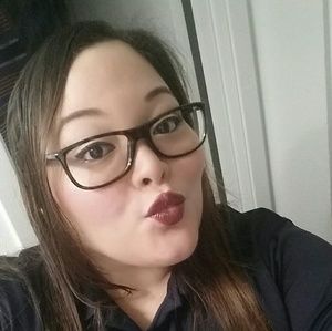 Meet your Posher, Sonia