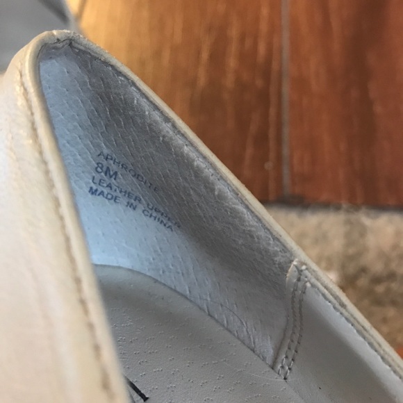 🌸❗️NEW PRICE MICHAEL KORS SHOES 👠 - Picture 4 of 7