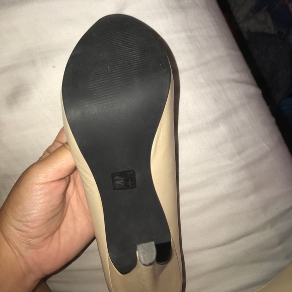 🌸❗️NEW PRICE MICHAEL KORS SHOES 👠 - Picture 6 of 7