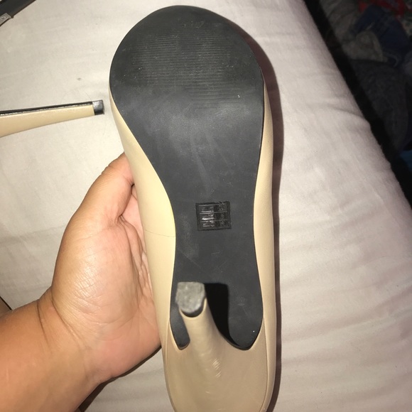 🌸❗️NEW PRICE MICHAEL KORS SHOES 👠 - Picture 7 of 7