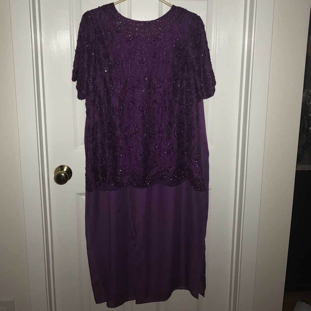 Candlelight and champagne purple beaded set
