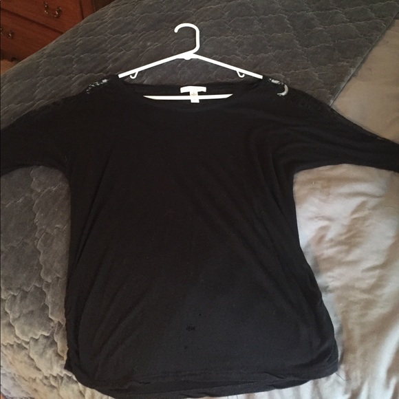 Top - Picture 2 of 2