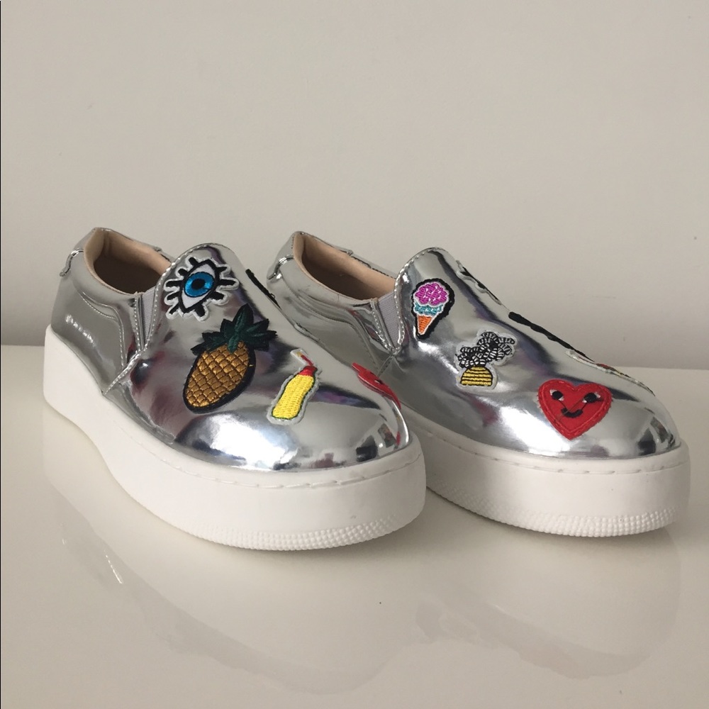 MOVING SALE⚡️ CUTE METALLIC SLIP-ONS - Picture 5 of 6