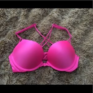 Victoria Secrets Bombshell Miracle Bra