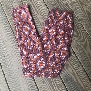 🆕 LulaRoe leggings 🔴