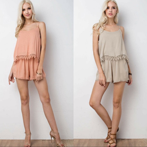 🆕Lace Trimmed Layer Romper - Picture 2 of 3