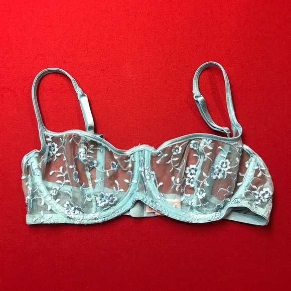 Victoria secret bra use 36B aqua color - Picture 1 of 6