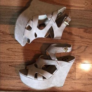Guess nude suede strappy wedges