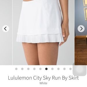 Brand new lululemon city sky run by skirt