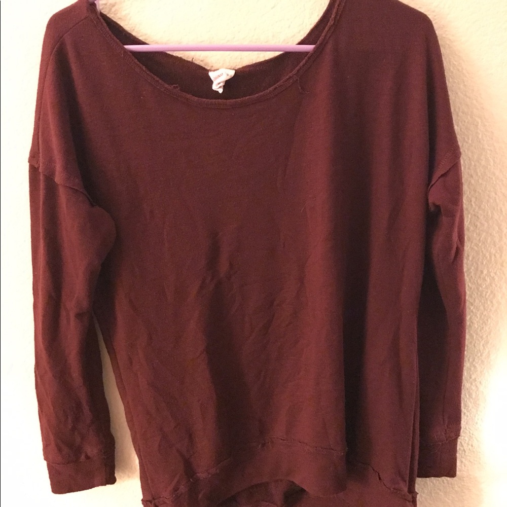 Oversized maroon sweater