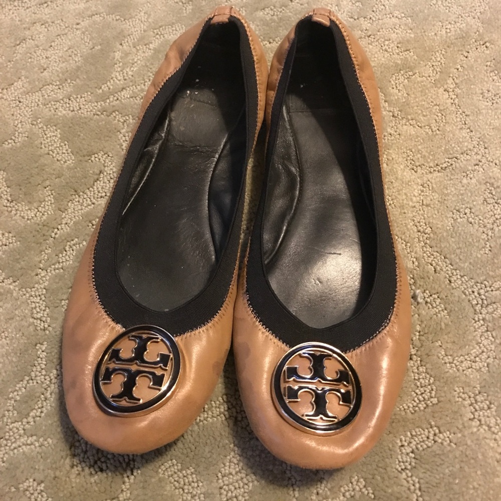 Pre loved Tory butch flats