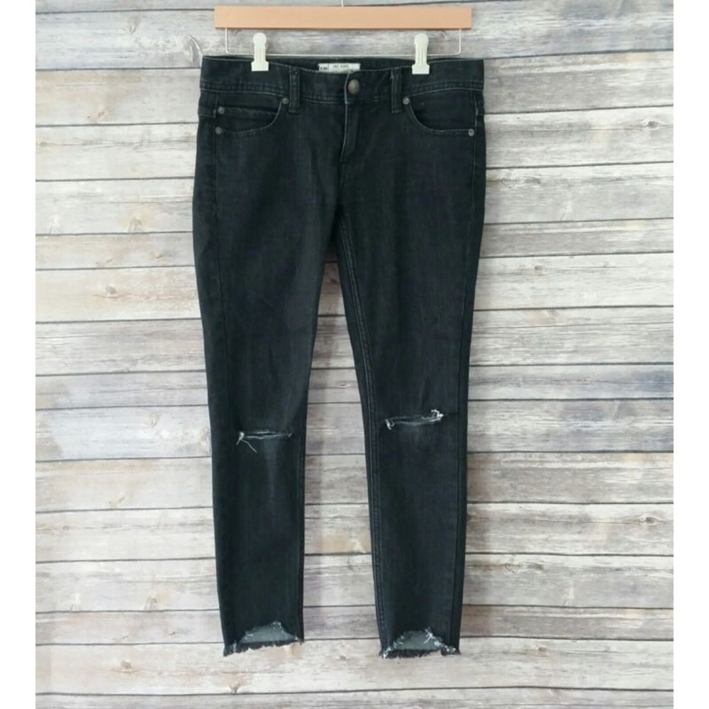 💐🌸🌷SOLD - FP Destroyed Skinny Ankle Black Jeans - Picture 5 of 6