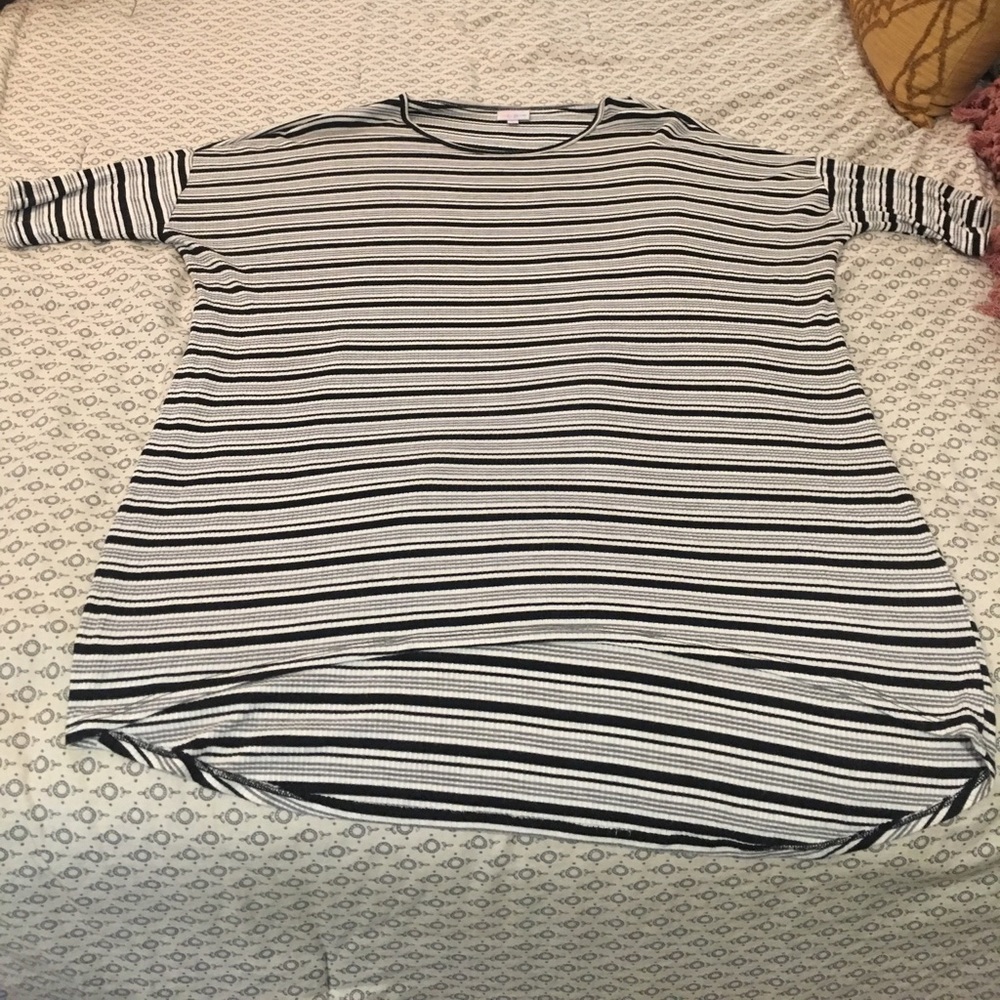 Lularoe top