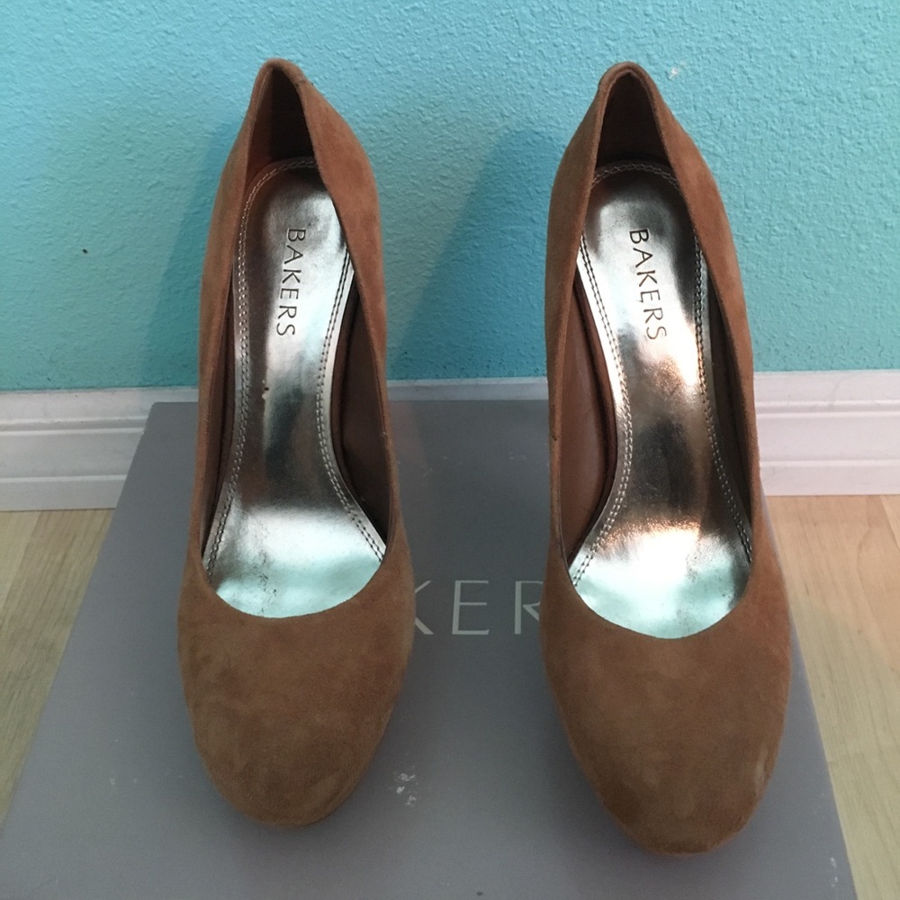 Baker stilettos 👠