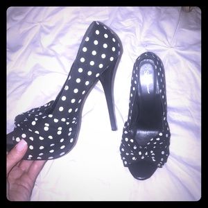 Pokadot stilettos