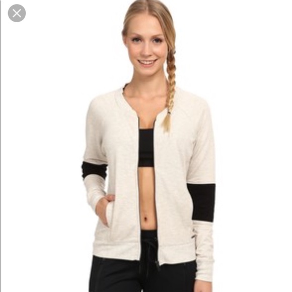 Zobha Jackets & Blazers - SALE LAST MARKDOWN Zobha Quilted Bomber Jacket