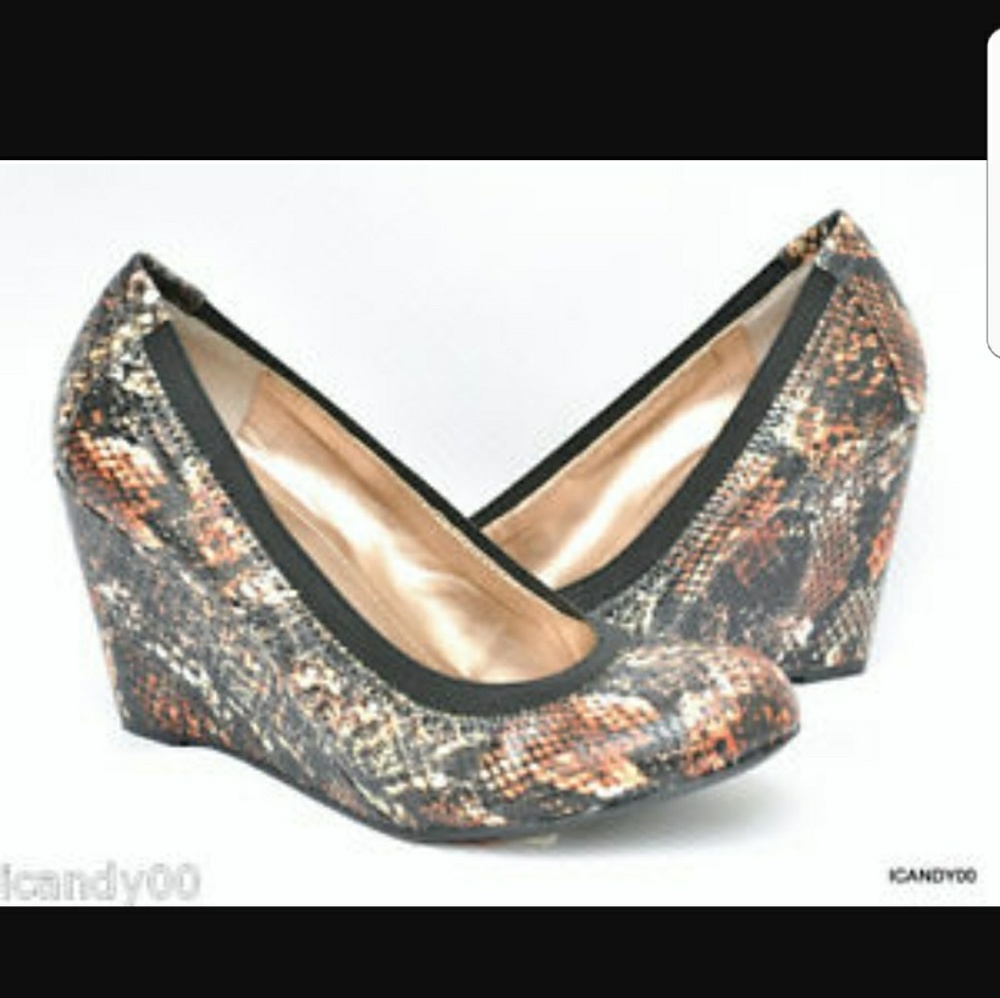 Snake skin pattern Wedge Heels❤