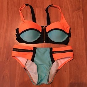 Brand new Bikini set!