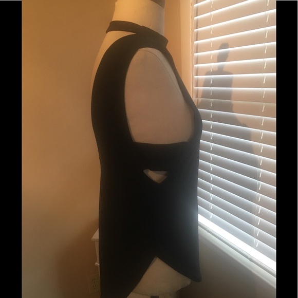 Cut out Top Size L - Picture 2 of 4