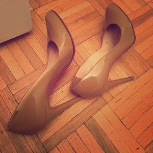 Christian louboutin Décolleté 868 leather pumps.