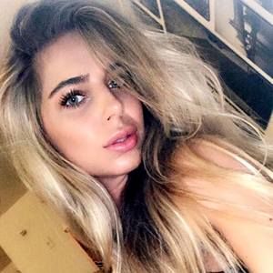 Meet your Posher, Lian