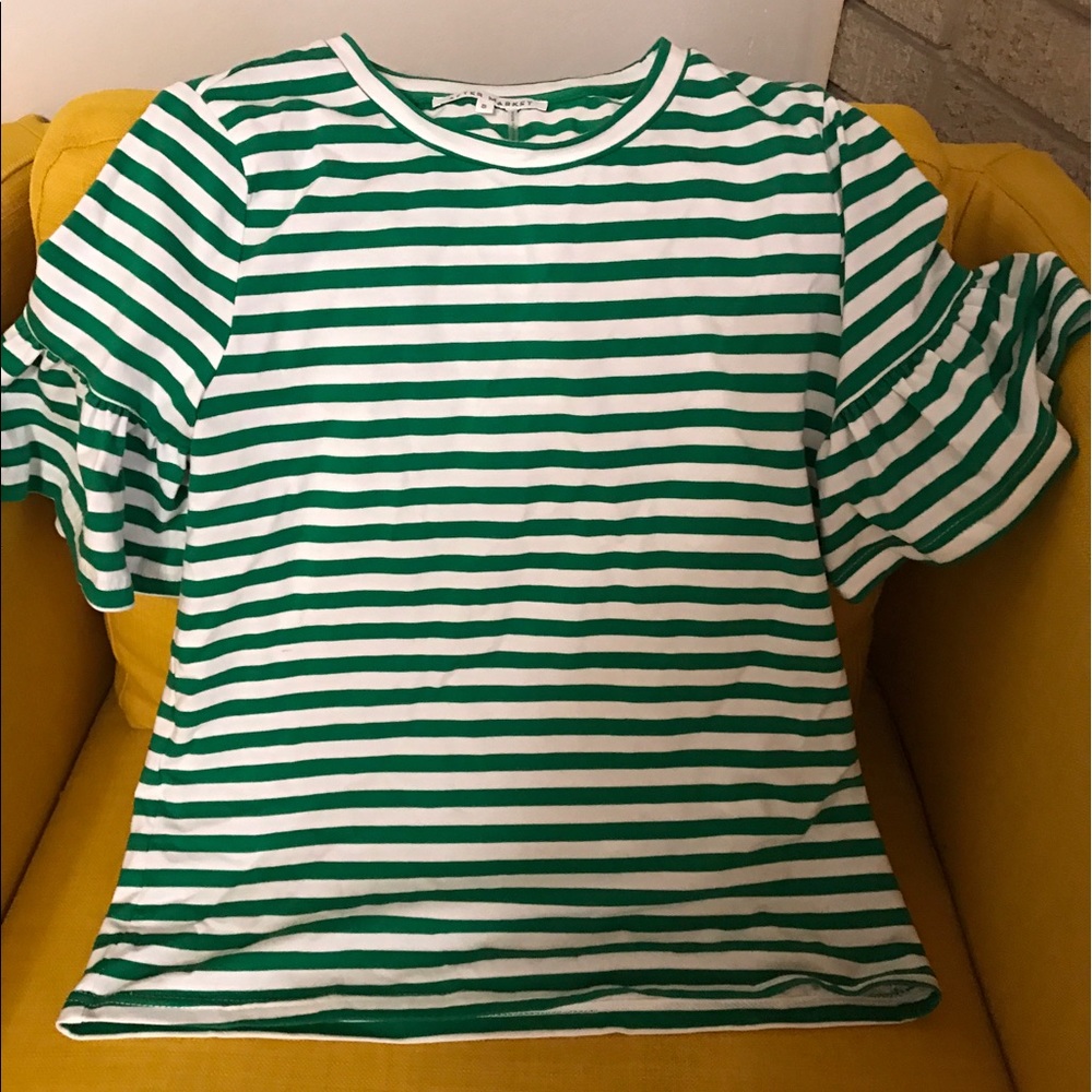 Bell sleeve top