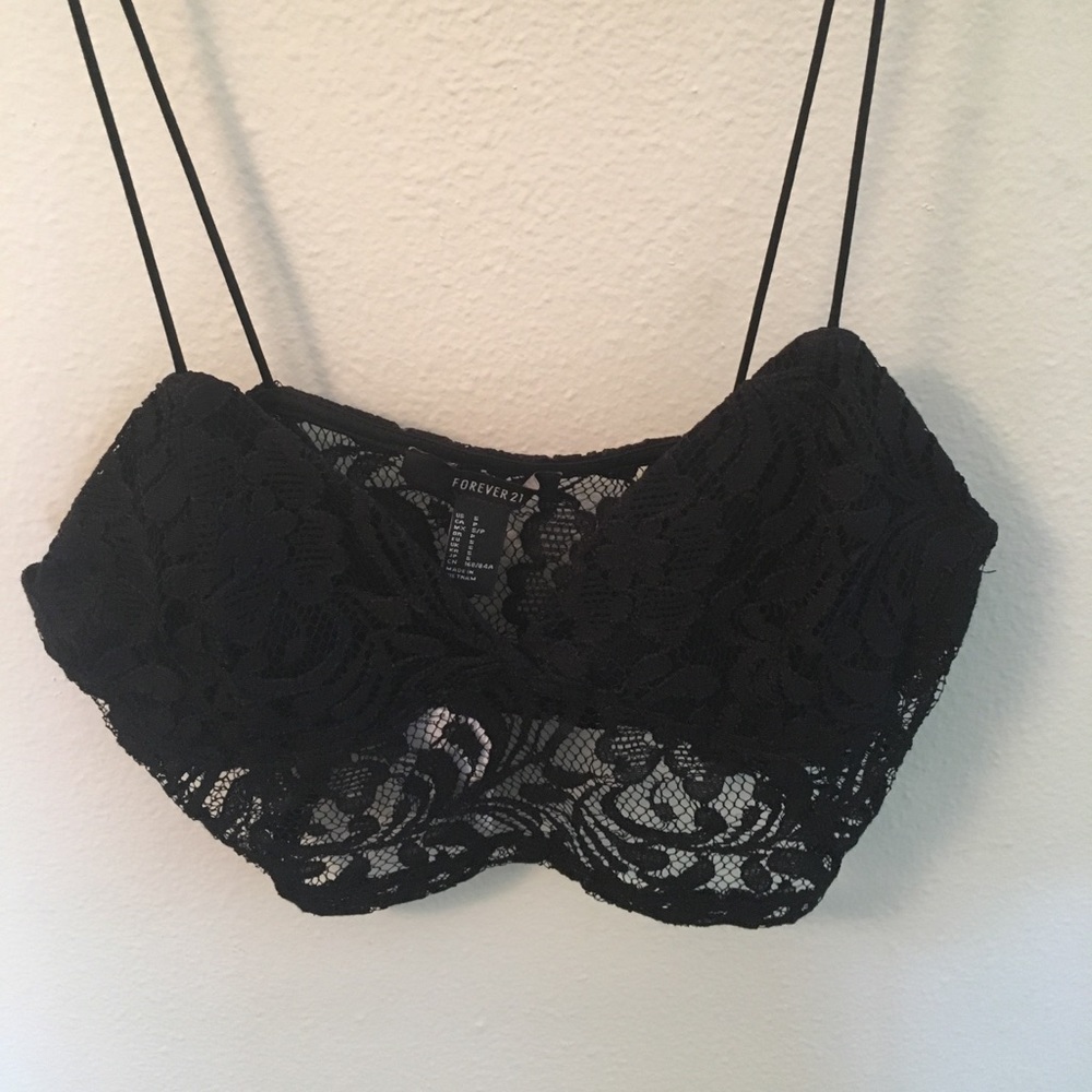 Black lace knit crop top with cami straps w tags