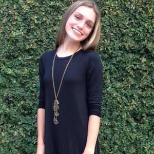 Meet your Posher, Zoe