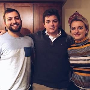Meet your Posher, Christian