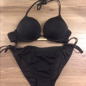 Victoria's Secret Add 2 Cups push up top w/bottoms