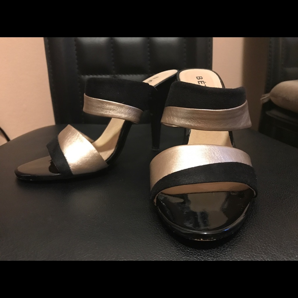 Betsy sandals size 7