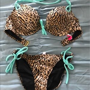 VS Swim Extreme Push Up Bikini 36c & small NWOT
