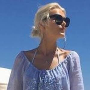 Meet your Posher, Lexi