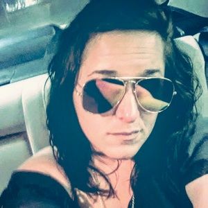 Meet your Posher, Kristin