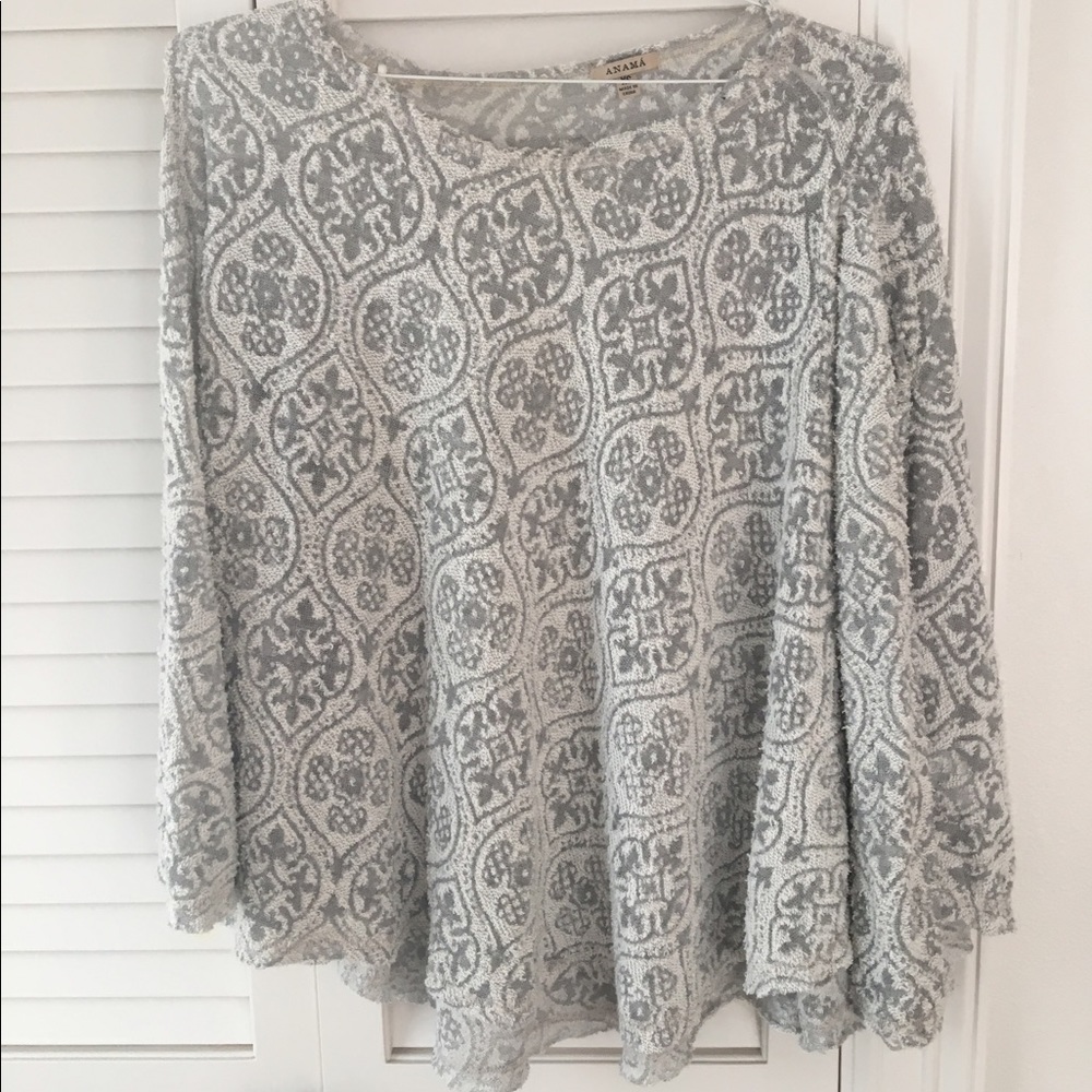 Print grey sweater