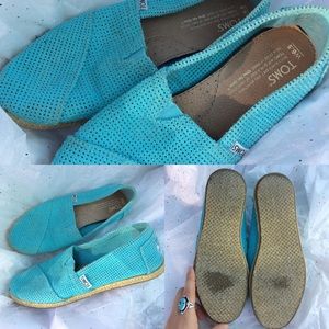 Blue Toms shoes sz 6.5