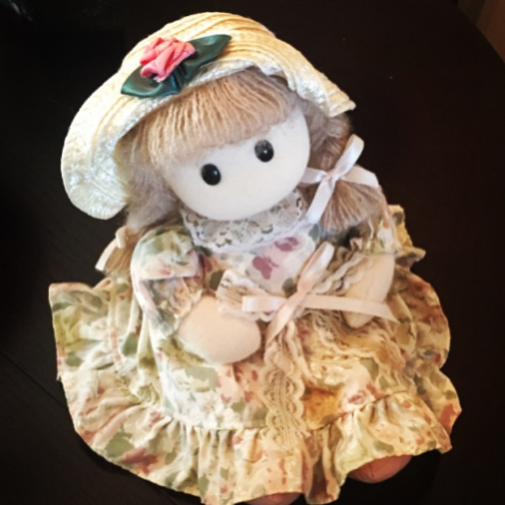 Vintage 90's Musical Doll