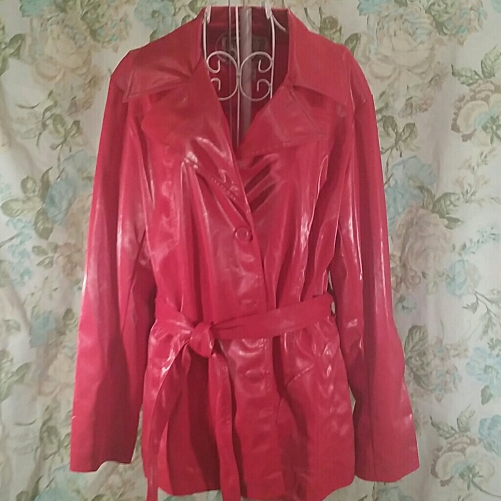 LITE WEIGHT JACKET