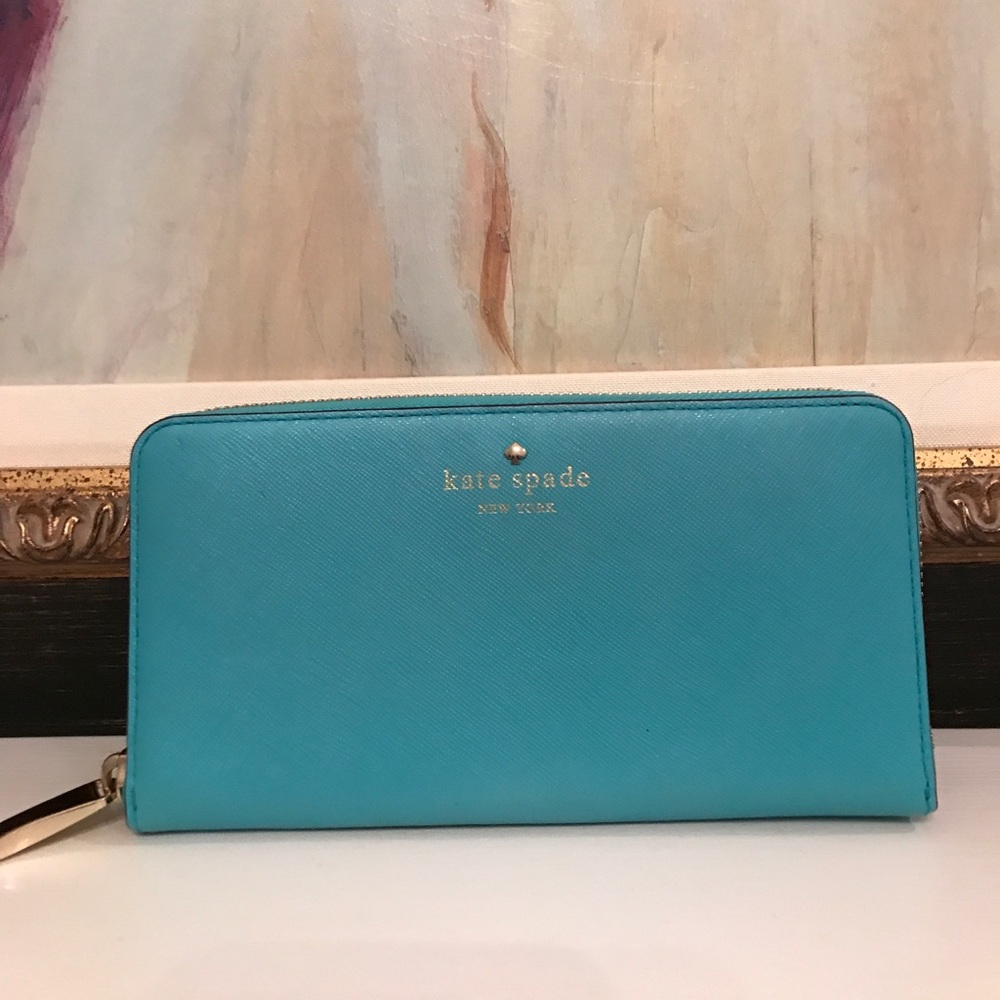 Kate Spade Lacey wallet zip around organizer
