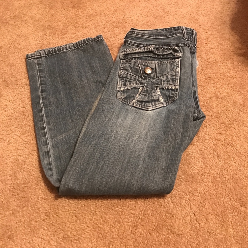 DISTRESSED HELIX JEANS