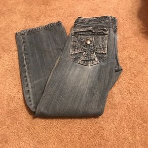 DISTRESSED HELIX JEANS