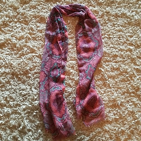 Scarf - Picture 1 of 1