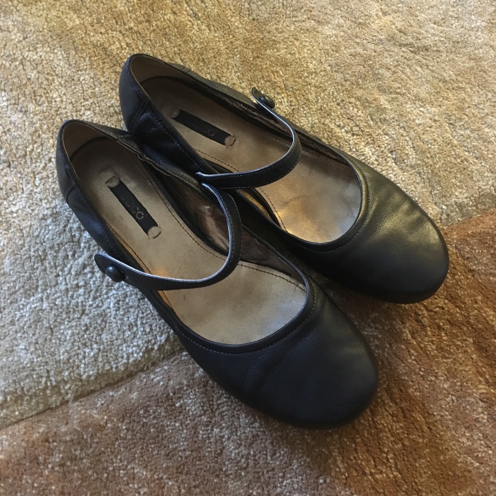 Ecco shoes