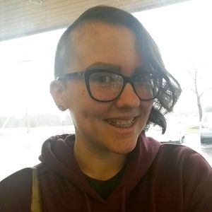 Meet your Posher, Iris