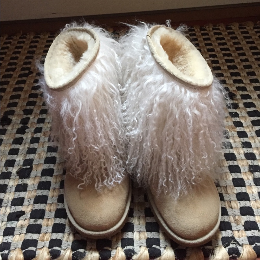 Uggs✨