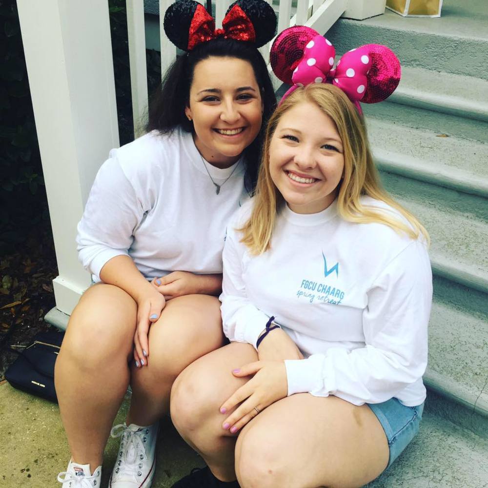 Meet your Posher, Elizabeth