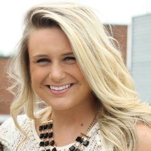 Meet your Posher, Kelli