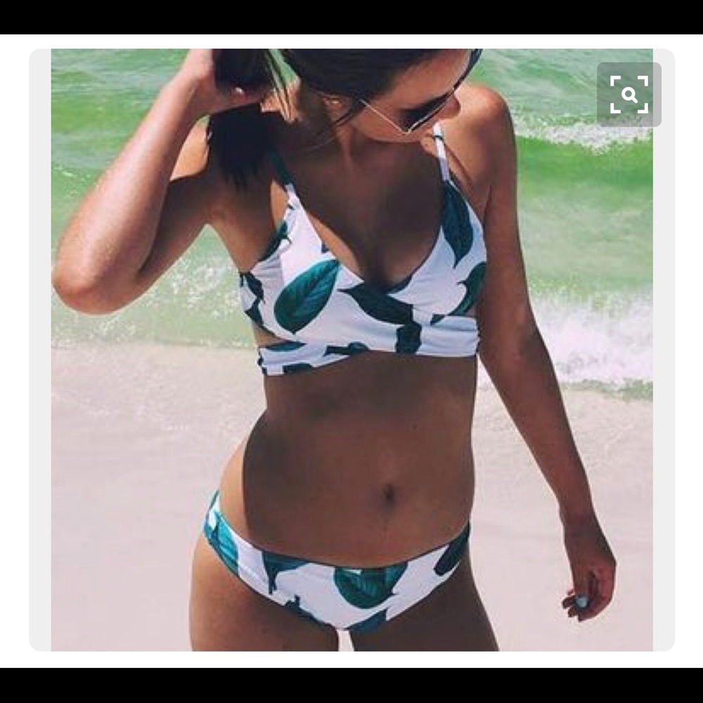 Cupshe Bikini Top