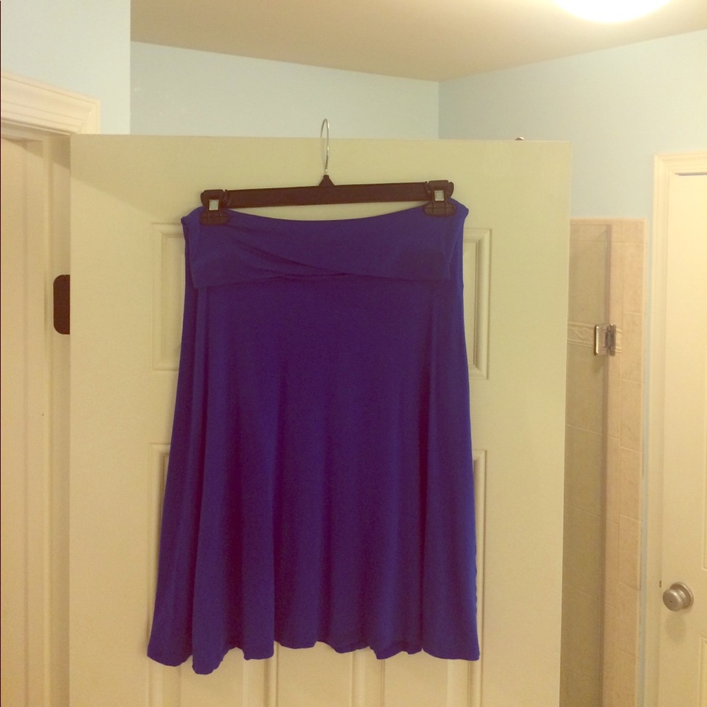 Lock & love premium blue maternity skirt small